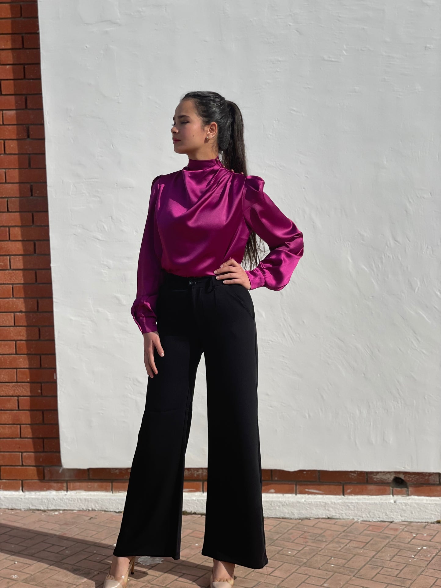 Pantalon Noir Évasé en Crêpe